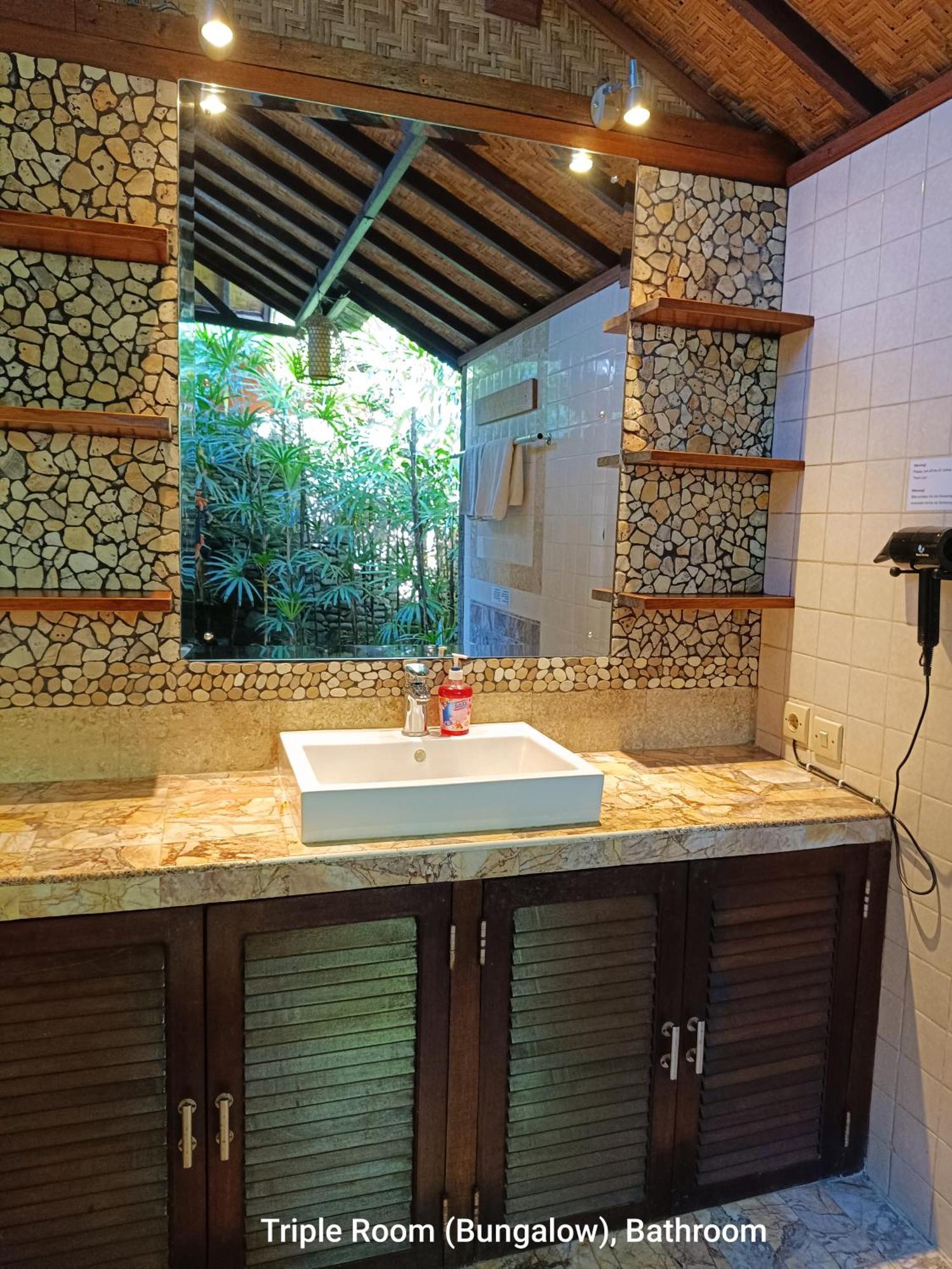Guci Guesthouses Убуд Экстерьер фото